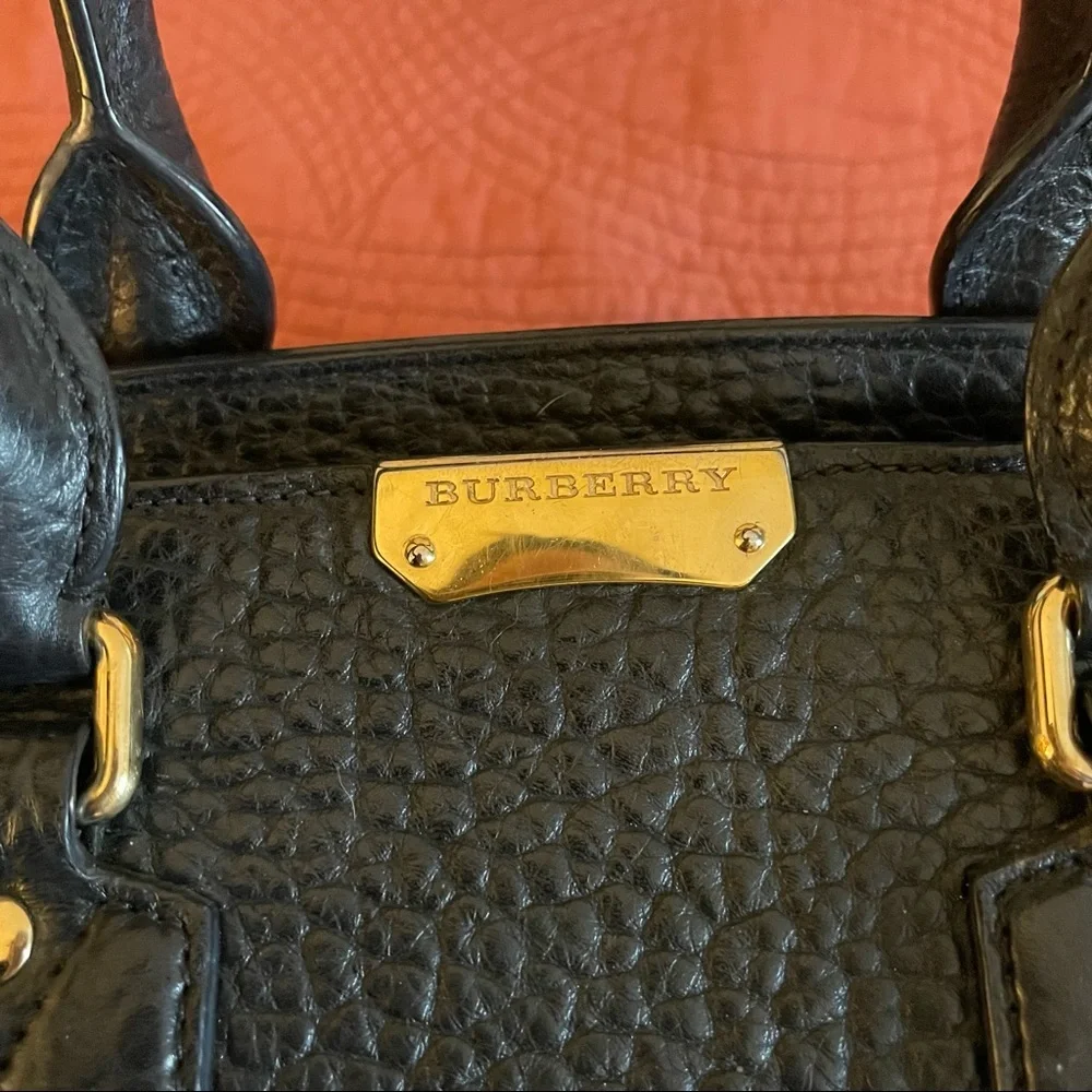 Burberry Clifton Convertible Tote Heritage Grained Leather Medium - Picture 5 of 15